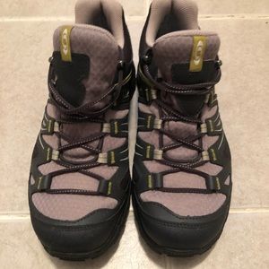 Salomon Ortholite Hiking Shoe Size 7